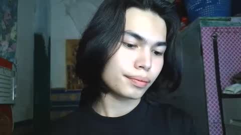 Snapshot of asian_babyboi chatting on May 18, 11:38 am asian_babyboi online show from May 18, 11:38 am