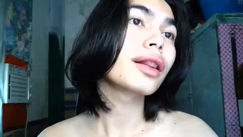 Snapshot of asian_babyboi chatting on June 6, 1:11 am asian_babyboi online show from June 6, 1:11 am