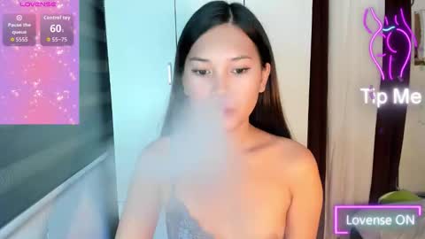 Snapshot of asian_cecilyxx chatting on October 30, 5:46 pm Cecily online show from October 30, 5:46 pm