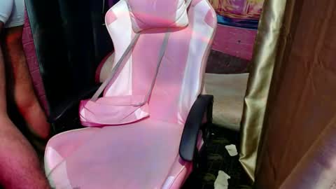 Snapshot of asian_fucker18 chatting on December 4, 5:43 pm asian_fucker18 online show from December 4, 5:43 pm