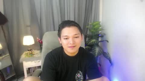 Snapshot of asian_handsomexx chatting on November 19, 3:34 pm asian_handsomexx online show from November 19, 3:34 pm