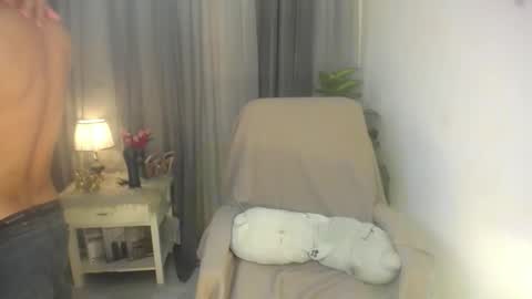 Snapshot of asian_handsomexx chatting on December 16, 11:26 am asian_handsomexx online show from December 16, 11:26 am