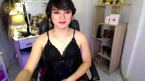 Snapshot of asian_handsomexx chatting on June 26, 3:11 am asian_handsomexx online show from June 26, 3:11 am