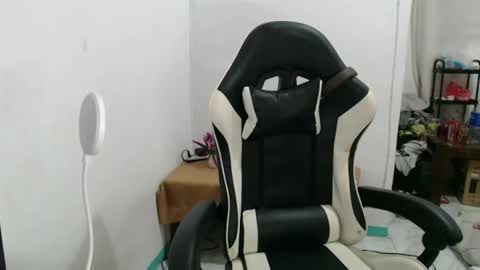 Snapshot of asian_honey69 chatting on November 17, 6:52 am bb girl online show from November 17, 6:52 am