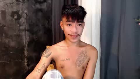 Snapshot of asian_kimxxx chatting on October 21, 3:02 pm don online show from October 21, 3:02 pm