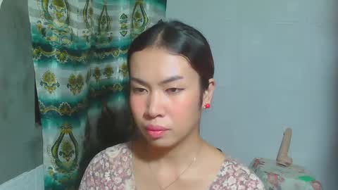 asian_llory online show from January 24, 2:30 pm