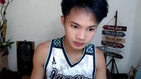 asian_lover05 online show from October 19, 4:51 pm