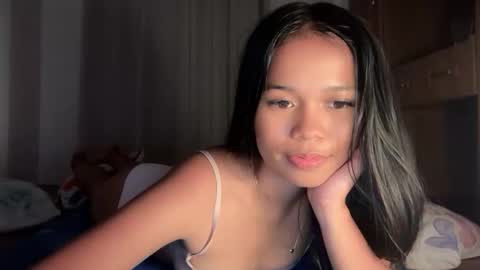 asian_mikyla online show from November 4, 7:02 pm
