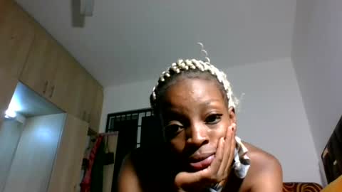 Snapshot of asian_pinay01 chatting on July 11, 6:32 pm Asia online show from July 11, 6:32 pm