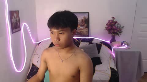 Snapshot of asian_prince_of_cock chatting on September 30, 11:15 am Prince online show from September 30, 11:15 am