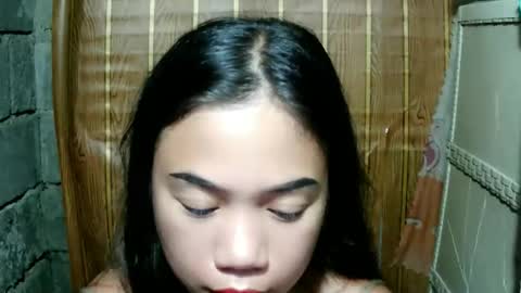 Snapshot of asian_ruby143 chatting on June 4, 5:08 pm YOURE ASIAN PRETTY GIRL online show from June 4, 5:08 pm