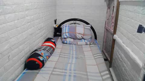 Trixie online show from October 17, 6:10 pm