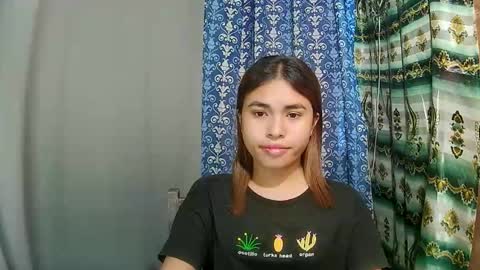 Snapshot of asian_sofiaxxx chatting on January 17, 6:18 am Sofia online show from January 17, 6:18 am