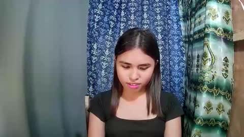 Snapshot of asian_sofiaxxx chatting on February 15, 6:10 am Sofia online show from February 15, 6:10 am