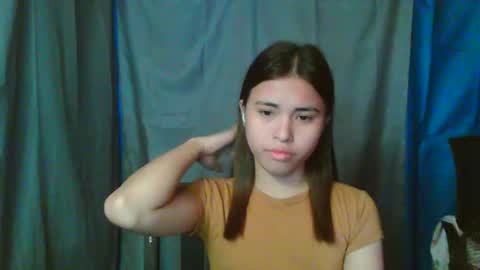 Snapshot of asian_sofiaxxx chatting on March 16, 6:17 am Sofia online show from March 16, 6:17 am