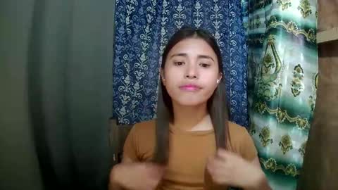 Snapshot of asian_sofiaxxx chatting on March 22, 5:33 am Sofia online show from March 22, 5:33 am