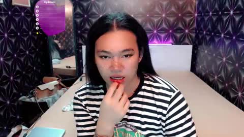 Snapshot of asian_suteishi chatting on January 27, 5:37 pm stacey online show from January 27, 5:37 pm