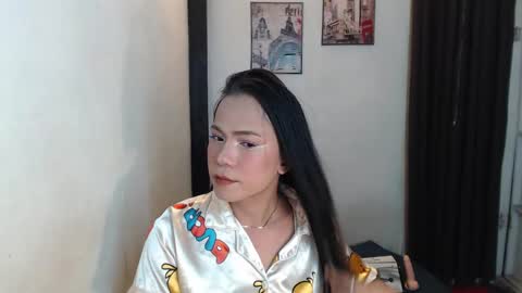 Snapshot of asian_ulysses chatting on February 10, 2:41 am asian_ulysses online show from February 10, 2:41 am