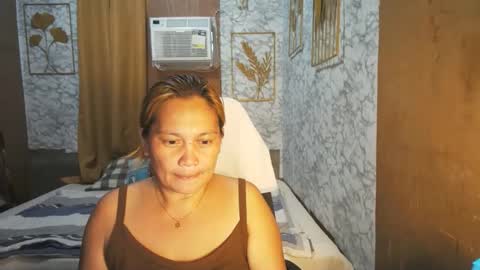Snapshot of asian_yani chatting on October 3, 7:27 am asian_yani online show from October 3, 7:27 am