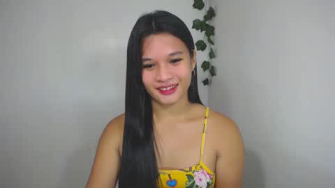 Snapshot of asian_yannie chatting on November 23, 10:09 pm Yan online show from November 23, 10:09 pm