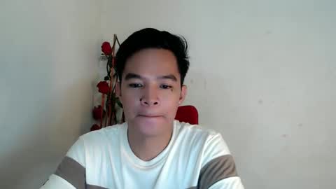 Snapshot of asianash18 chatting on April 15, 12:45 pm ASH online show from April 15, 12:45 pm