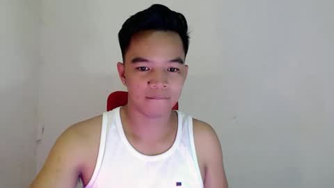 Snapshot of asianash18 chatting on April 20, 12:52 pm ASH online show from April 20, 12:52 pm