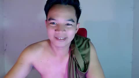 Snapshot of asianash18 chatting on May 3, 2:45 pm ASH online show from May 3, 2:45 pm
