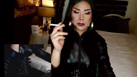 nicole online show from February 16, 6:37 pm