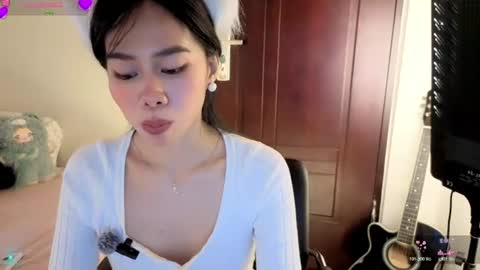Snapshot of asianbabecandy chatting on June 26, 1:43 am candy online show from June 26, 1:43 am