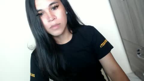 Snapshot of asianblk_barbiedoll chatting on April 26, 11:46 pm asianblk_barbiedoll online show from April 26, 11:46 pm