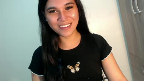 Snapshot of asianblk_barbiedoll chatting on June 1, 4:31 pm asianblk_barbiedoll online show from June 1, 4:31 pm