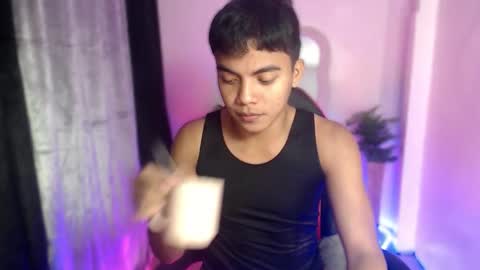 Snapshot of asianboyhunt chatting on October 9, 7:56 pm Fev online show from October 9, 7:56 pm