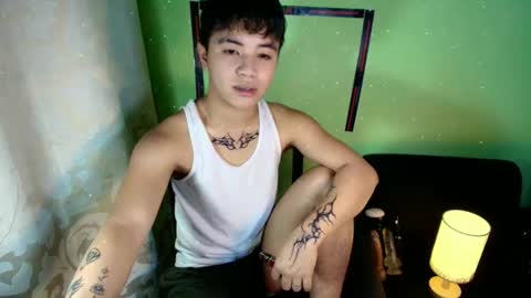 Snapshot of asiancarl_bigcock chatting on November 3, 9:05 pm kairo dewji in ifbi online show from November 3, 9:05 pm