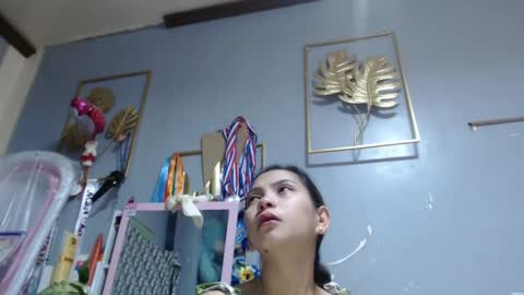 Snapshot of asiancharlotte chatting on March 5, 6:23 am asian charlotte online show from March 5, 6:23 am