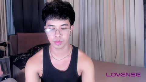 asiancum_peter online show from July 4, 2:07 am