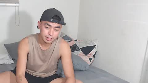 Snapshot of asiancummer_bry69 chatting on January 11, 3:55 am Bry online show from January 11, 3:55 am