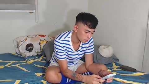 Snapshot of asiancummer_bry69 chatting on February 11, 1:20 am Bry online show from February 11, 1:20 am