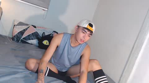 Snapshot of asiancummer_bry69 chatting on March 11, 4:51 pm Bry online show from March 11, 4:51 pm