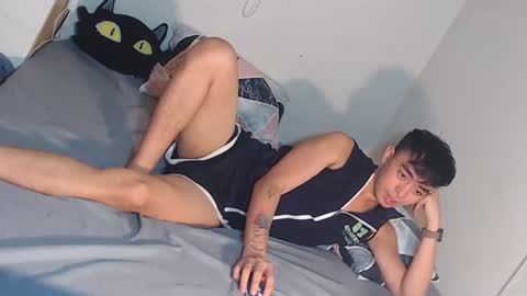 Snapshot of asiancummer_bry69 chatting on March 12, 1:08 pm Bry online show from March 12, 1:08 pm