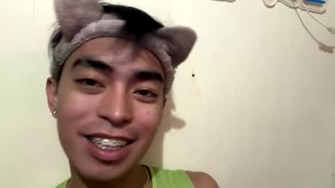 Snapshot of asiancummer_bry69 chatting on January 7, 6:05 am Bry online show from January 7, 6:05 am