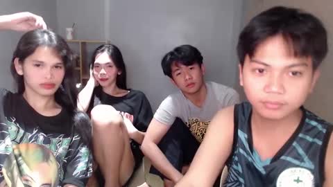   online show from December 13, 8:58 pm