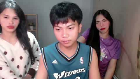   online show from December 15, 5:53 pm