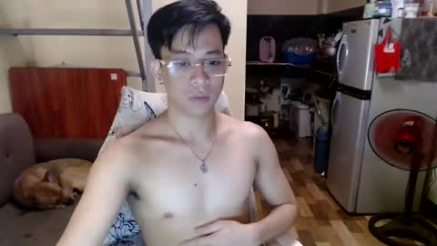 asiandreamboyx online show from February 8, 6:12 pm