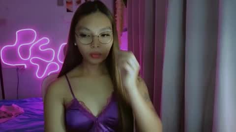 Snapshot of asianhottiesttamira chatting on May 5, 4:53 am HI IM TAMIRA LOOKING FOR SERIOUS RELATIONSHIP online show from May 5, 4:53 am