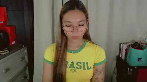 Snapshot of asianhottiesttamira chatting on May 26, 5:58 am HI IM TAMIRA LOOKING FOR SERIOUS RELATIONSHIP online show from May 26, 5:58 am