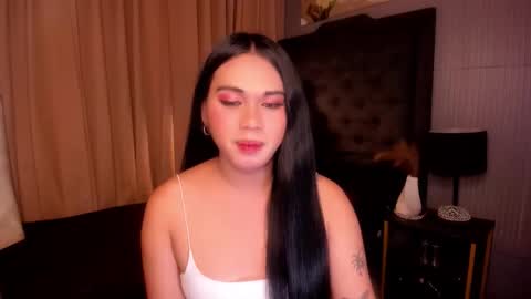 Snapshot of asianhugecockjulia1 chatting on February 25, 3:21 pm JULIA online show from February 25, 3:21 pm