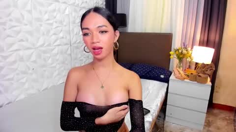 KIM online show from December 1, 5:24 pm
