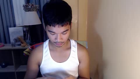 asianhunk_jamesx online show from October 11, 9:02 pm