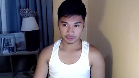 asianhunk_jamesx online show from November 11, 10:48 am
