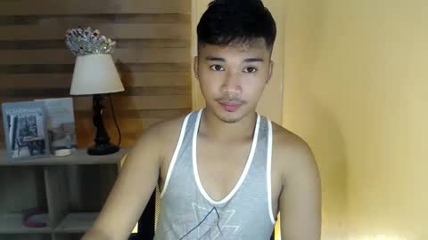asianhunk_jamesx online show from November 18, 11:36 am